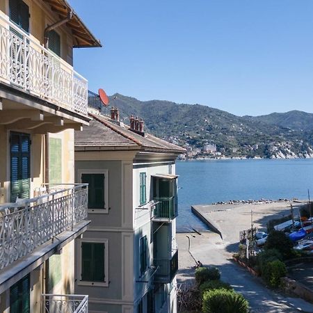 Beachfront, Seaview And Terrace - Portofino Gulf San Michele di Pagana Buitenkant foto